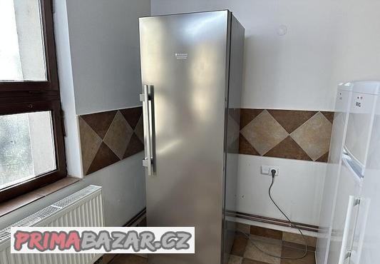 chladnice-bez-mrazacku-ariston-hotpoint-nerez-a