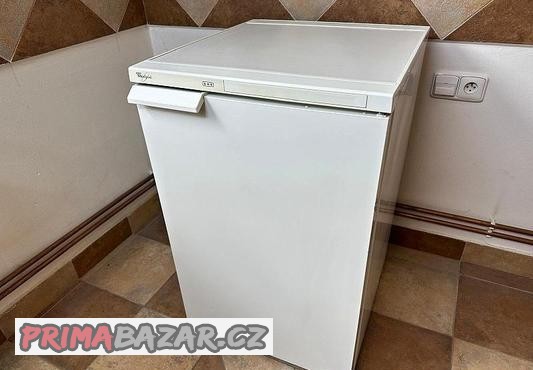 652-lednice-s-mrazackem-whirlpool
