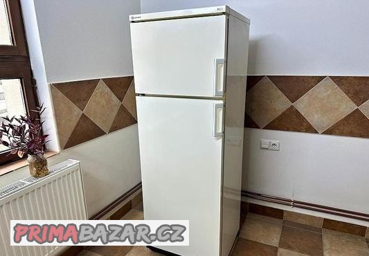 653-lednice-kombinovana-bauknecht-whirlpool