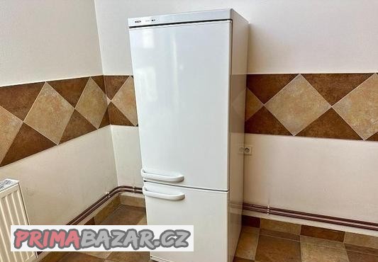 605-lednice-kombinovana-bosch-cooler