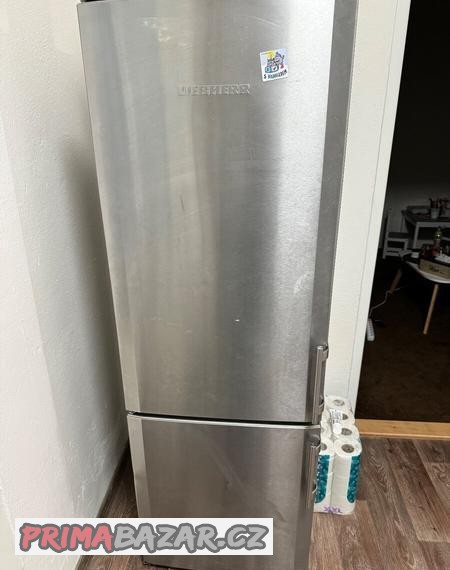 lednice-s-mrazakem-liebherr