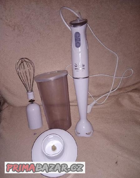 novy-tycovy-mixer-hyundai-sekacek-a-metla