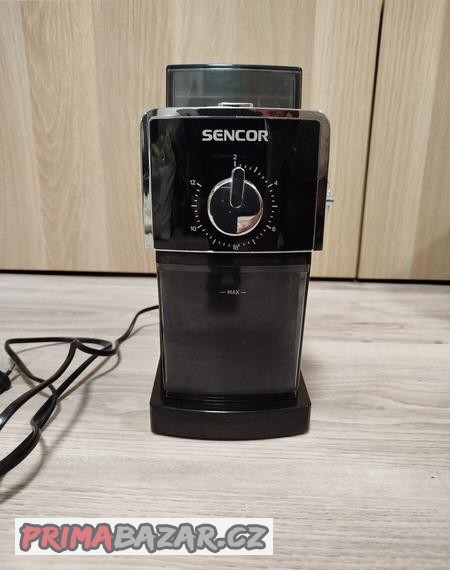 mlynek-na-kavu-sencor