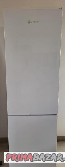 romo-lednice-s-mrazakem