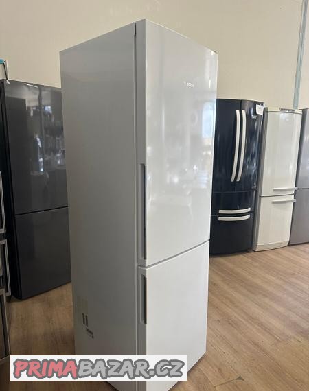 lednice-s-mrazakem-bosch-257