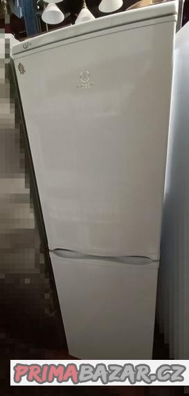 prodam-lednici-znacky-indesit