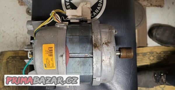 motor-3794411003-k-pracce-aeg-lavamat-l64840