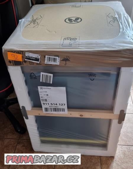 vone-stojici-mycka-electrolux-esa47310sx