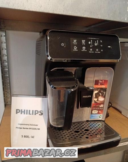 philips-series-ep2235-40-se-zarukou-1-rok