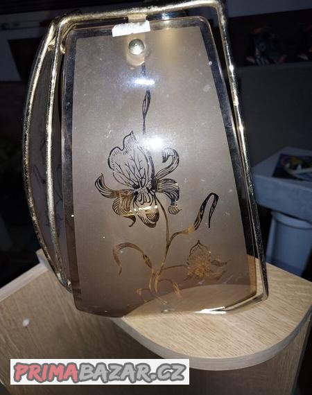 nabizim-nastenne-svetlo