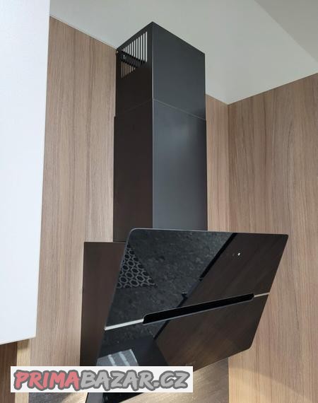 kominova-digestor-nepouzivana-pouze-vystavena