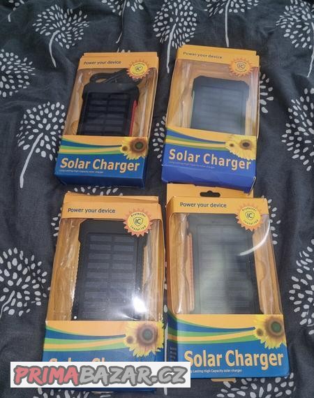 prodam-venkovni-solarni-powerbanku-vodeodolnou-se-svetlem-s