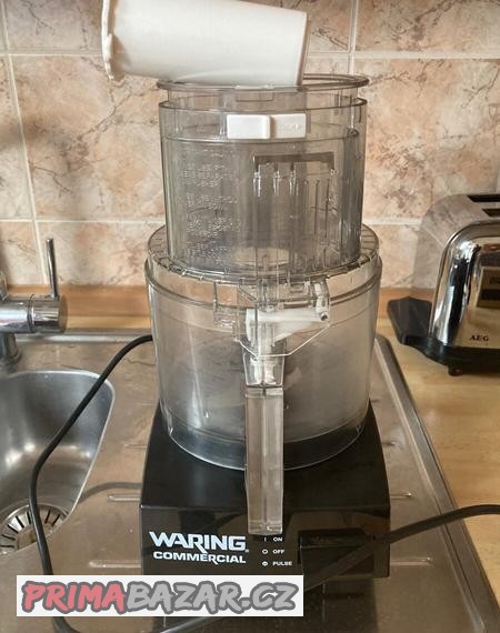 kuchynsky-stroj-waring-1-75l