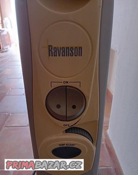 elektricky-olejovy-radiator-na-koleckach