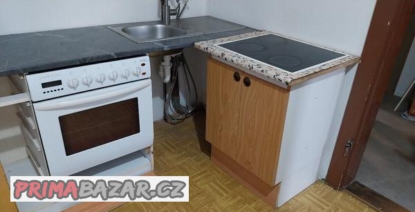 vestavna-trouba-a-varna-deska