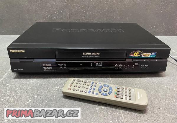 panasonic-nv-fj632-videorekorder-vhs-vysoky-model
