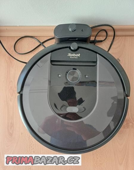 roboticky-vysavac-roomba-i7-black
