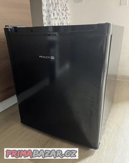 mala-lednice-philco