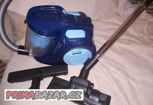 novy-bezsackovy-vysavac-rowenta-i-na-zvireci-srst