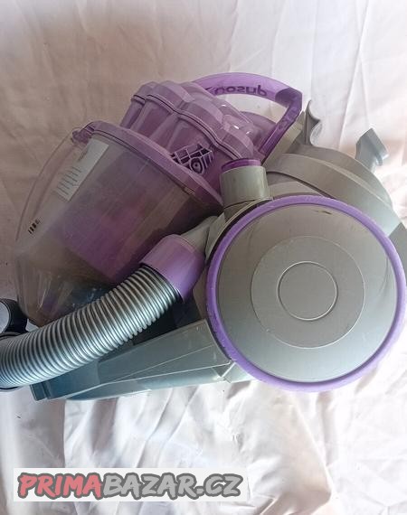 vysavac-dyson-profesionalni-levne