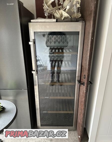 vinoteka-liebherr-na-prodej