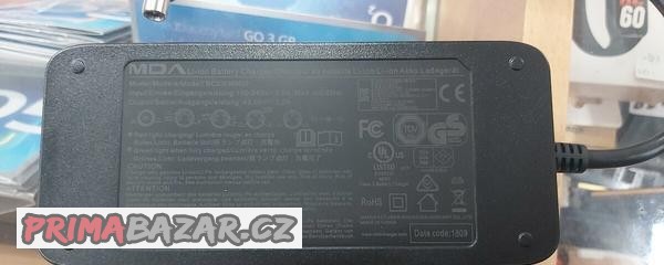 nabijecka-na-kolobezku