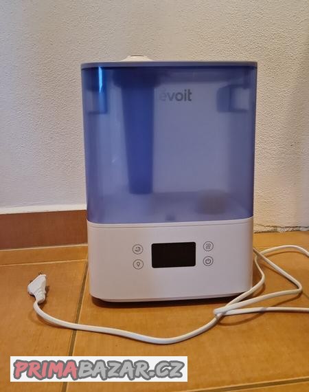 zvlhcovac-vzduchu-levoit-classic-300s-vune