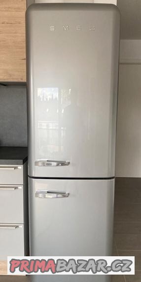 smeg-fab32-nejnovejsi-model-moznost-levych-pantu