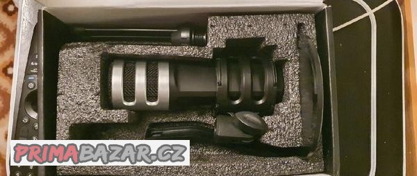 studiovy-mikrofon-s-usb-c-pripojenim-pro-telefon