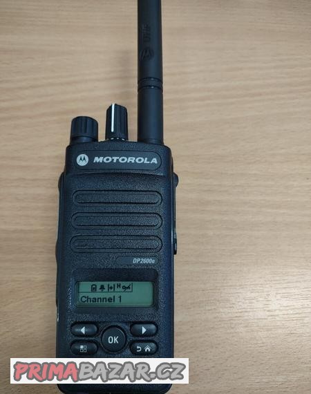 vysilacka-motorola-dp2600e