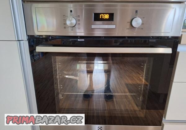 electrolux-eof3h50bx-vestavna-trouba