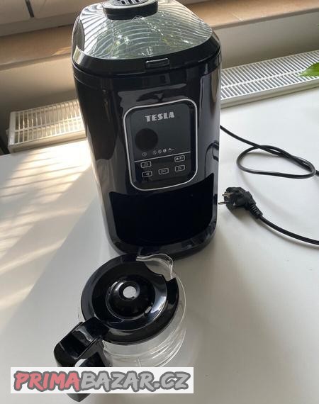 kavovar-tesla