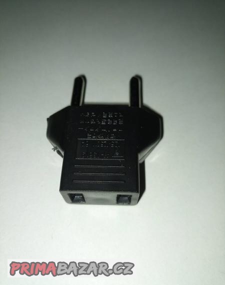 zasuvkova-napajeci-redukce-z-us-na-eu-230v
