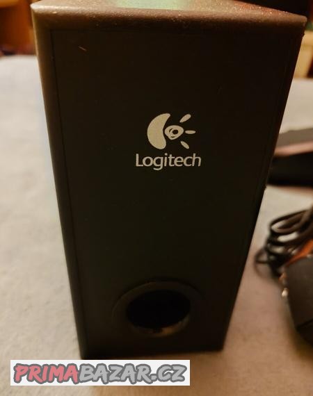 logitech-s-220-2-1