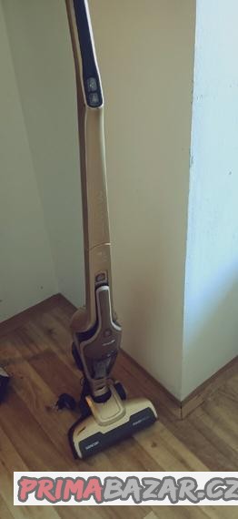 tycovy-vysavac-2v1-s-diodou-sencor