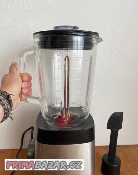 vykonny-stolni-mixer-philips-sklenena-nadoba