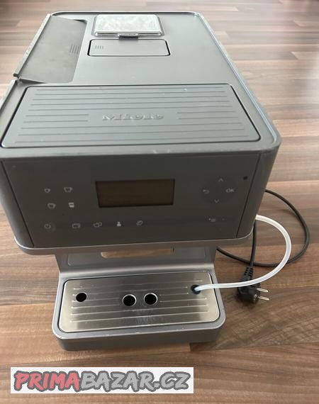 kavovar-miele-cm-6350
