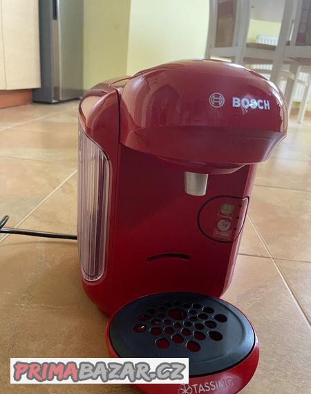 kavovar-tassimo-bosch-cerveny