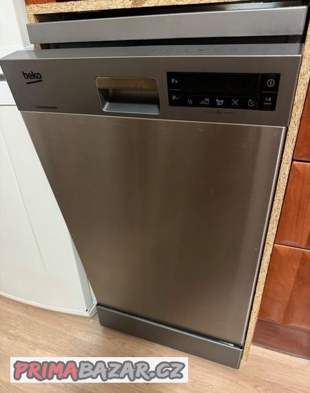 mycka-nadobi-beko-dfs28130x-nerez
