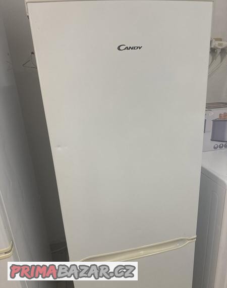 lednice-s-mrazakem-candy