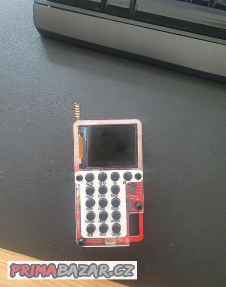 circuitmess-chatter-2-bezdratovy-lora-komunikator-novy