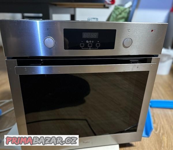 vestavna-trouba-whirpool-akp-745-ix