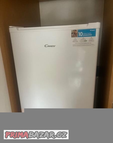 prodam-malou-lednici-candy-chtl-482-wn