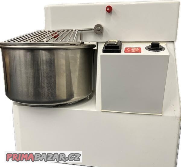 hnetac-tuheho-testa-pizzagroup-ifm-22