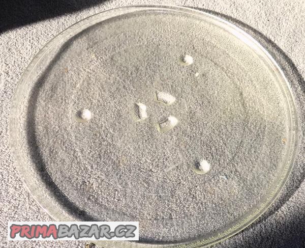 skleneny-talir-do-mikrovlnne-trouby