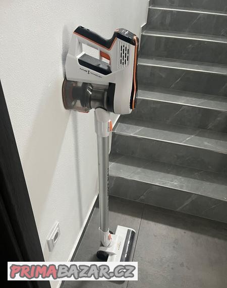 aku-rucni-vysavac-eta-supersonic