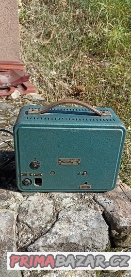 sledovac-signalu-tesla-bs367