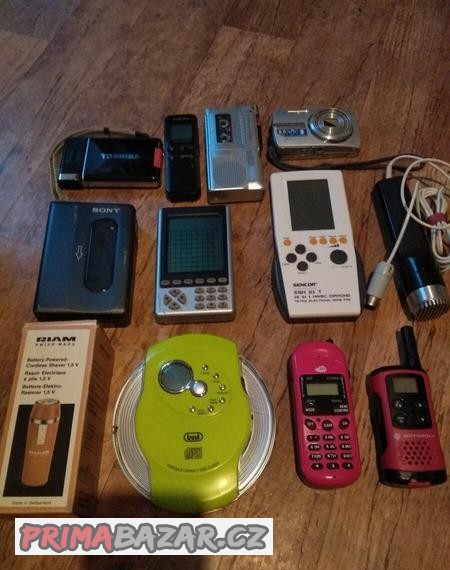 discman-diktafon-dig-fotak-olympus-mju-840-stary-hry