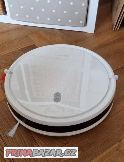 roboticky-vysavac-xiaomi-e10