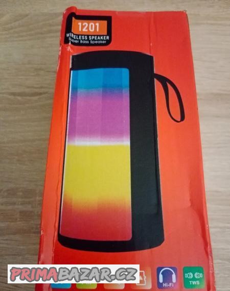 svitici-bluetooth-reproduktor